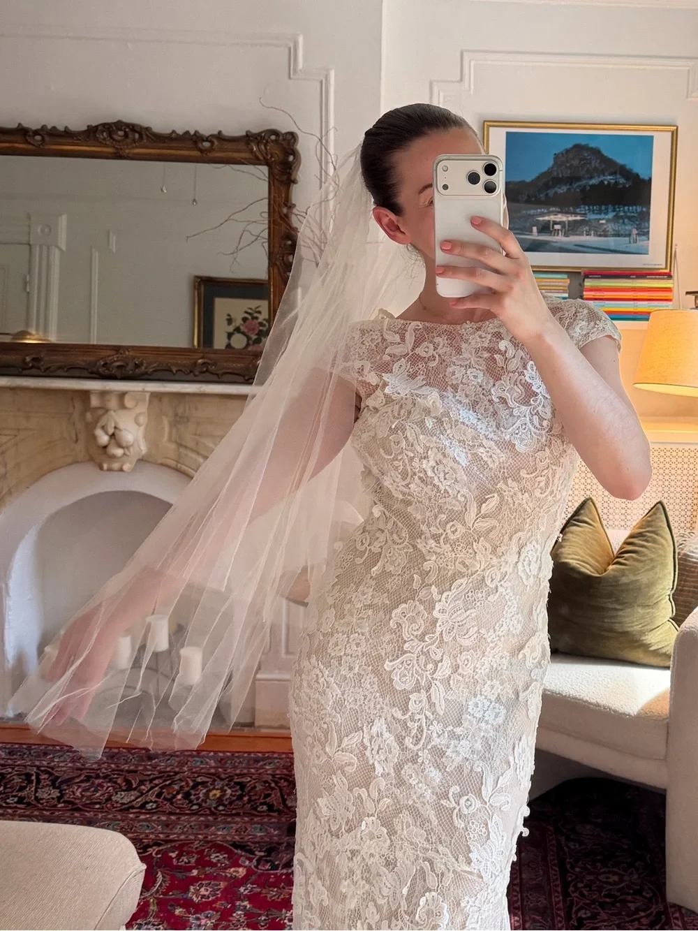 Ofrenda Studio Aura Veil in Off White